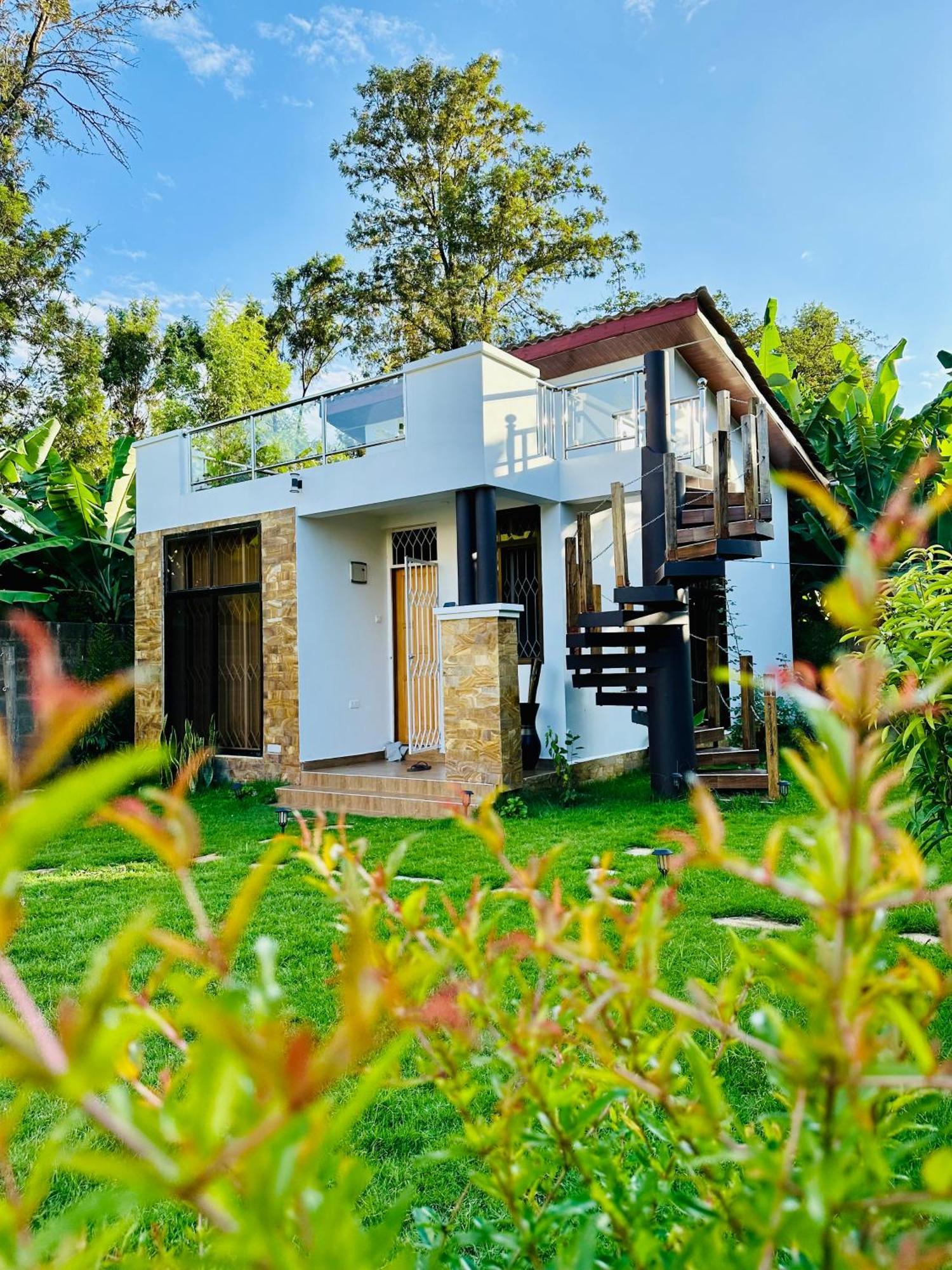Tiny House With Amazing View Apartment Arusha Bagian luar foto